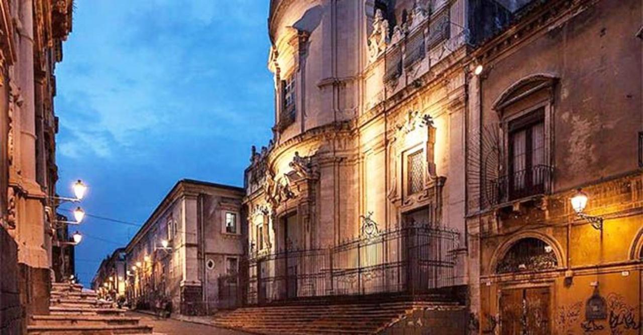 Casa Ninni Nanni คาตาเนีย ภายนอก รูปภาพ